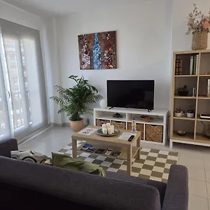 apartamento-cntrico-la-laguna.tenerifehoteles.net/